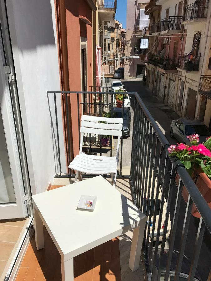 فيلا Giulia'S Place-Locazione Turistica كاستيلاّماري ديل غو المظهر الخارجي الصورة